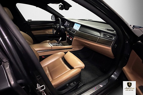 BMW 740d 18 of 27