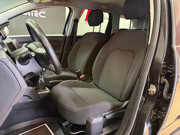 Dacia Duster 13 of 25