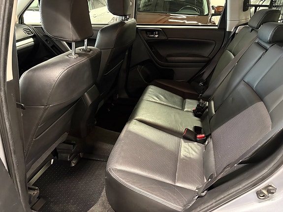Subaru Forester 5 of 5