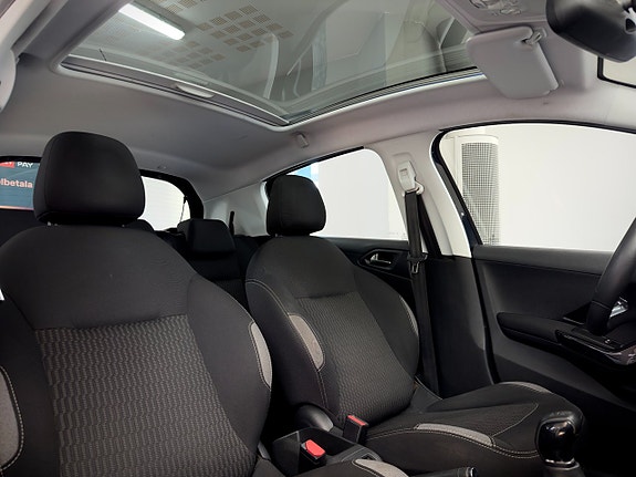 Peugeot 208 10 of 22