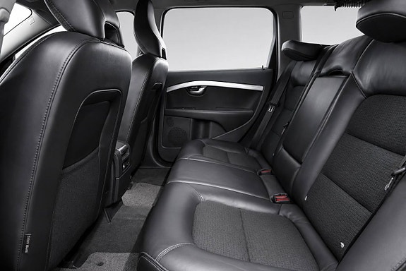 Volvo V70 8 of 18