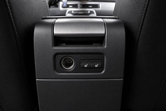Volvo V70 16 of 18