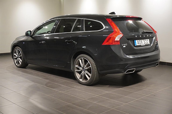Volvo V60 2 of 2