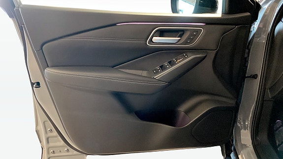 Nissan Qashqai 4 of 12