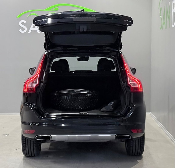 Volvo XC60 18 of 21