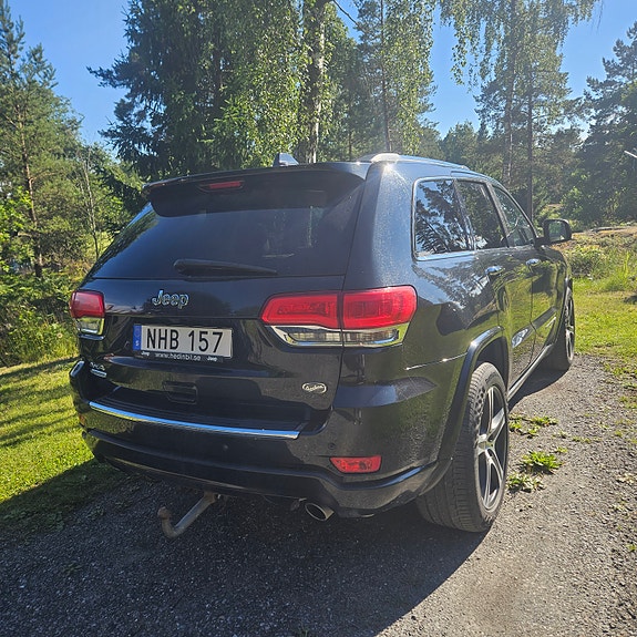 Jeep Grand Cherokee 3 of 5