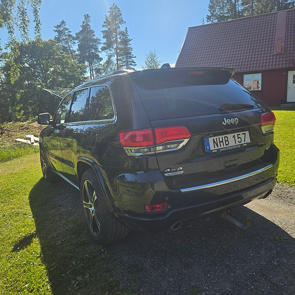 Jeep Grand Cherokee 4 of 5
