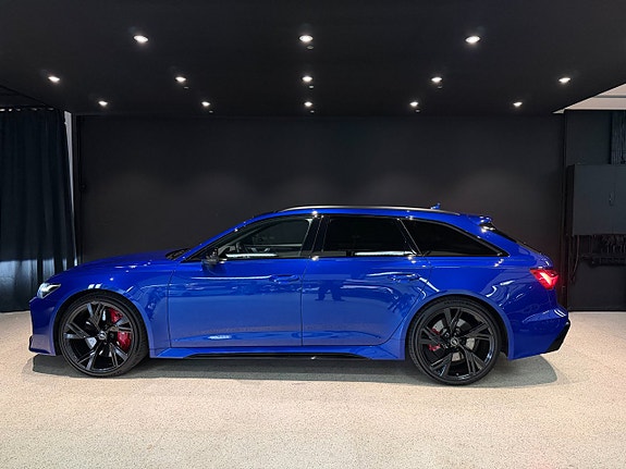 Audi RS6 3 of 5