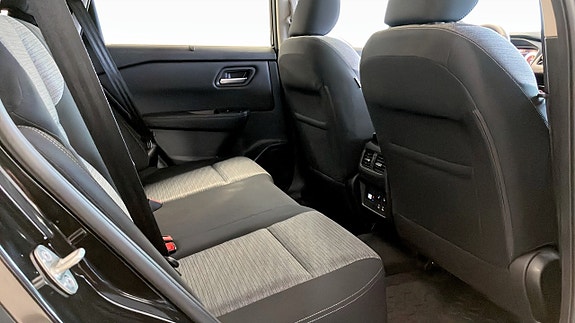 Nissan X-Trail 11 of 11