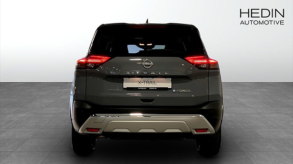 Nissan X-Trail 5 of 12