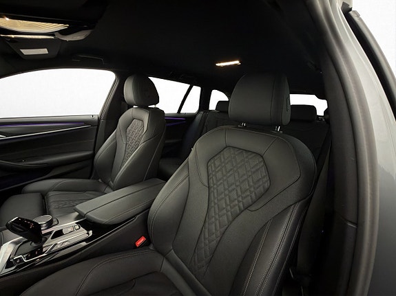 BMW 530e 11 of 30