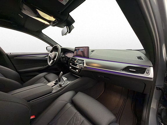 BMW 530e 30 of 30