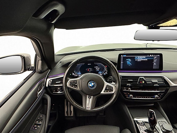 BMW 530e 14 of 30