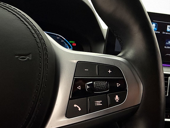 BMW 530e 18 of 30