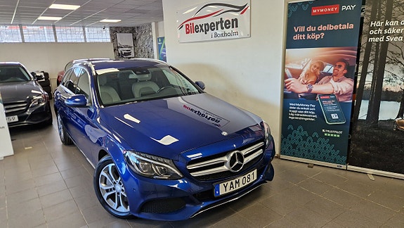 Mercedes-Benz C350 2 of 5