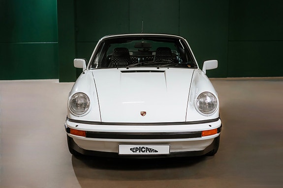 Porsche 911 Targa 7 of 25
