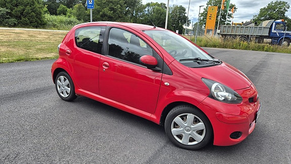 Toyota Aygo 3 of 5