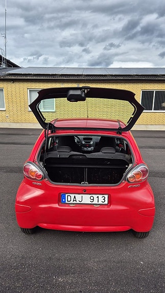 Toyota Aygo 5 of 5