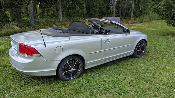 Volvo C70 5 of 5