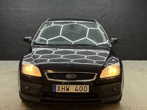 Ford Focus 3 of 5