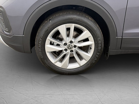 Volkswagen T-Cross 26 of 29