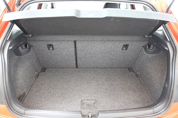 Volkswagen Polo 20 of 22