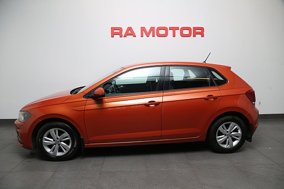 Volkswagen Polo 2 of 22