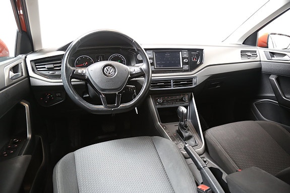 Volkswagen Polo 10 of 22
