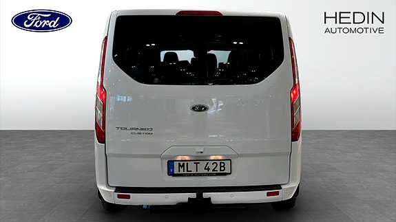 Ford Custom Tourneo 7 of 9