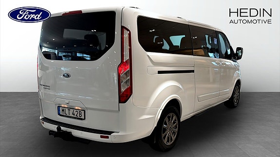 Ford Custom Tourneo 2 of 5