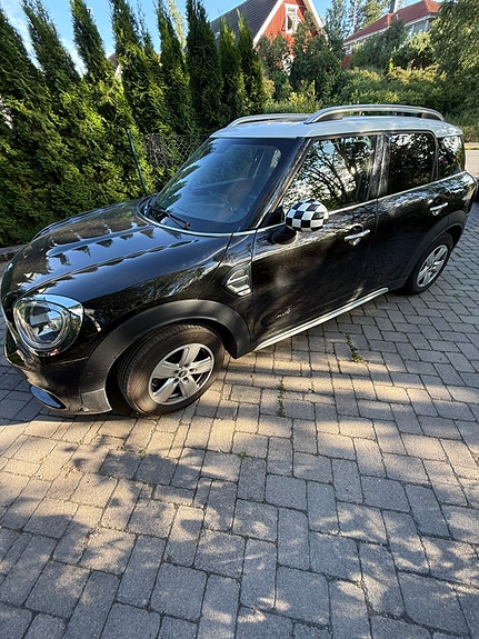 MINI Countryman Cooper 4 of 5