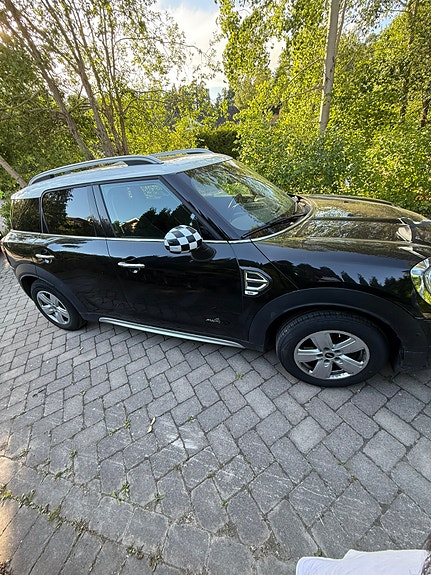 MINI Countryman Cooper 3 of 5