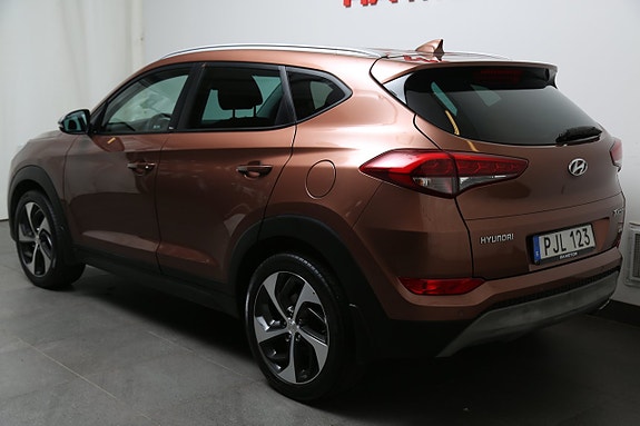 Hyundai Tucson 4 of 5