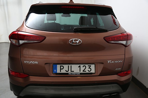 Hyundai Tucson 24 of 24
