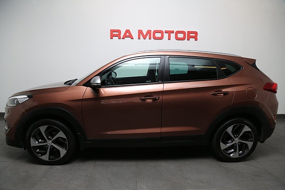 Hyundai Tucson 2 of 5