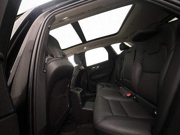 Volvo XC60 29 of 30