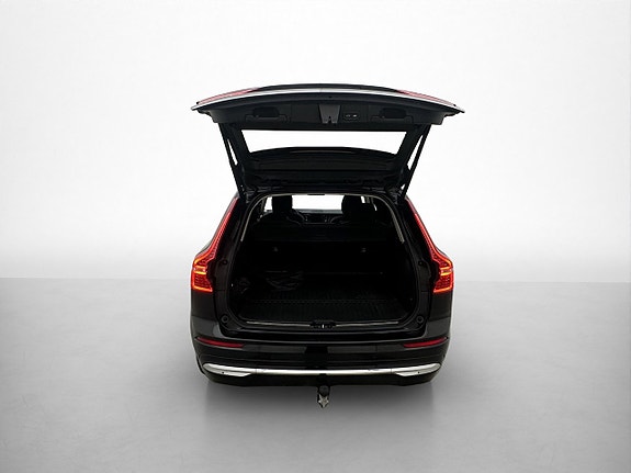 Volvo XC60 30 of 30