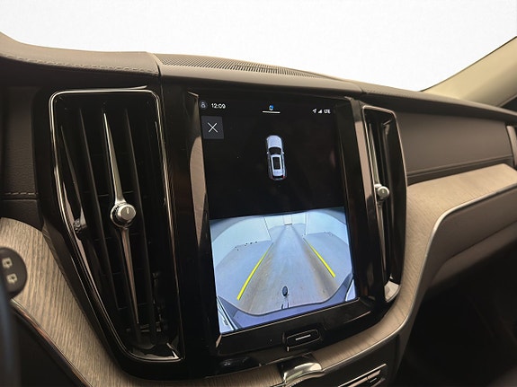 Volvo XC60 19 of 30