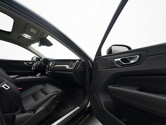 Volvo XC60 28 of 30