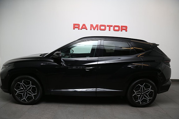 Hyundai Tucson 2 of 5