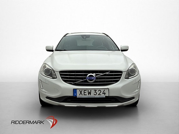 Volvo XC60 2 of 5