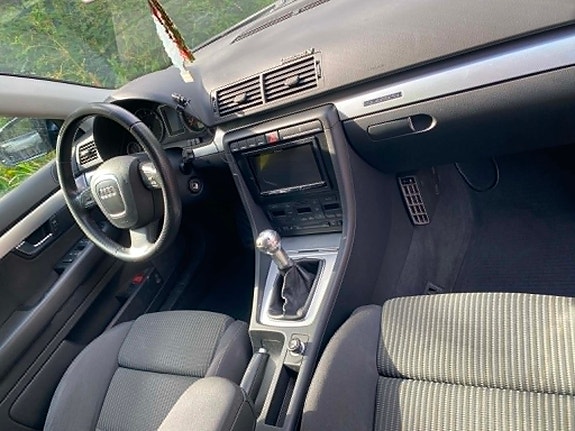 Audi A4 5 of 5