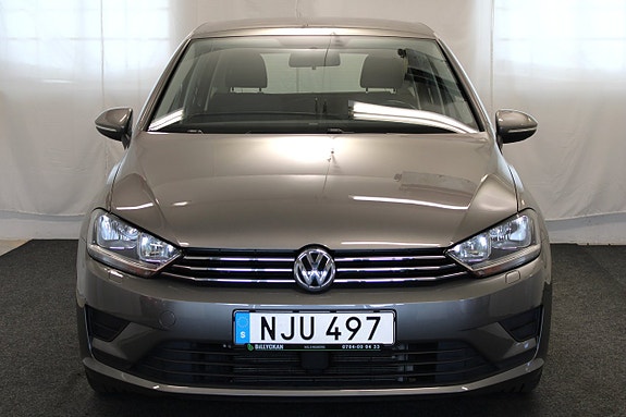 Volkswagen Golf Sportsvan 3 of 5