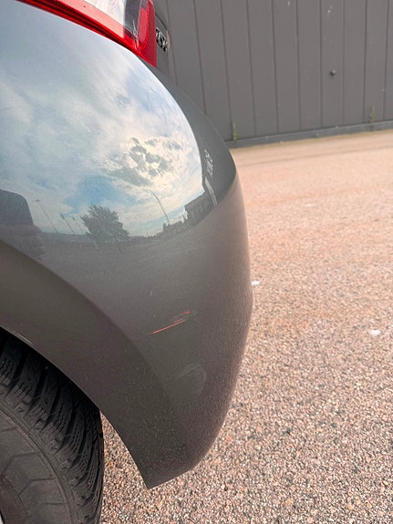 Peugeot 208 7 of 8