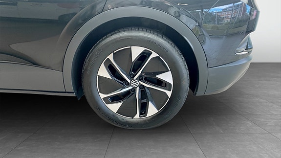 Volkswagen ID.4 6 of 13