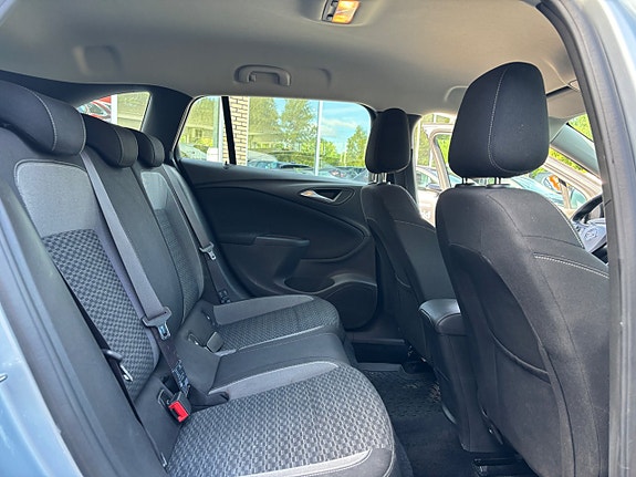 Opel Astra 13 of 23