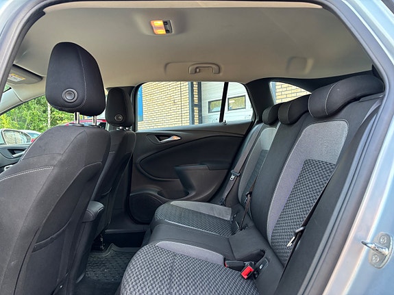 Opel Astra 10 of 23