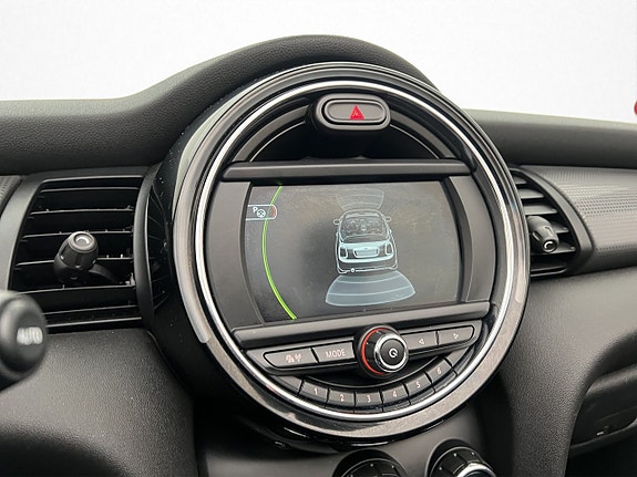 MINI Cooper 15 of 27