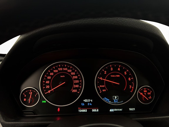 BMW 330e 17 of 30