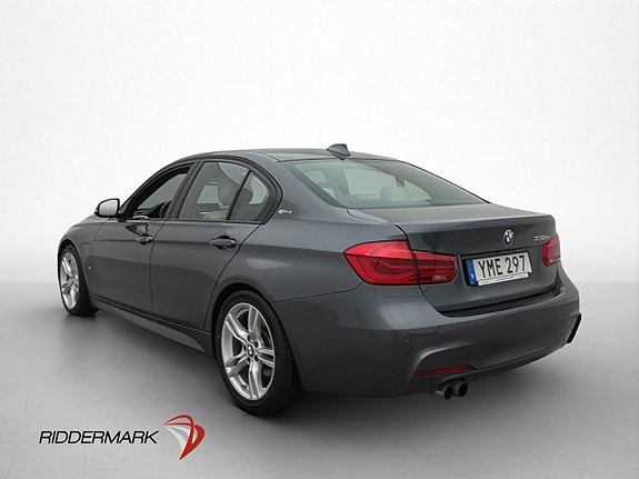 BMW 330e 5 of 5